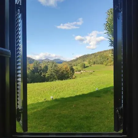 Countryside With Mountain View Шале Lukovica pri Domzalah